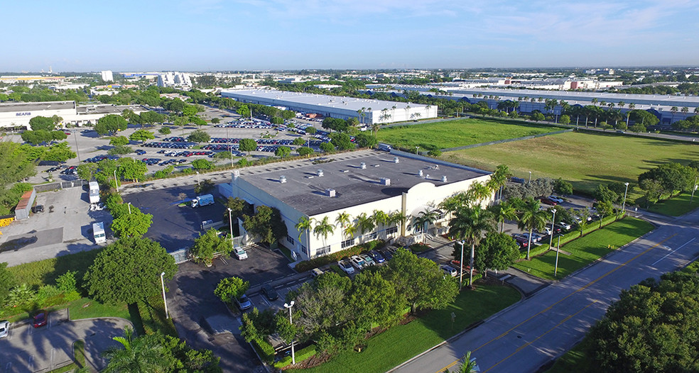 1600 Nw 102nd Ave, Miami, Fl 33172 - International Corporate Park 21 