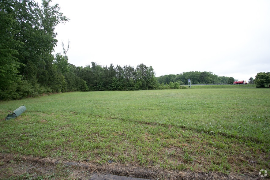 Route 168 & Hillcrest Pky, Chesapeake, VA for sale - Primary Photo - Image 1 of 1