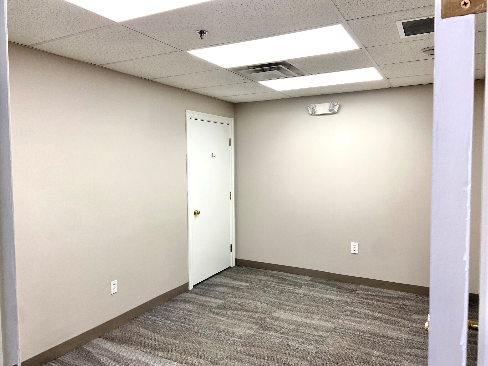 77 Main St, Andover, MA for lease Interior Photo- Image 1 of 4