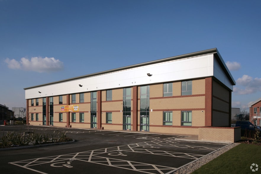 George Mann Rd, Leeds for sale - Building Photo - Image 2 of 3