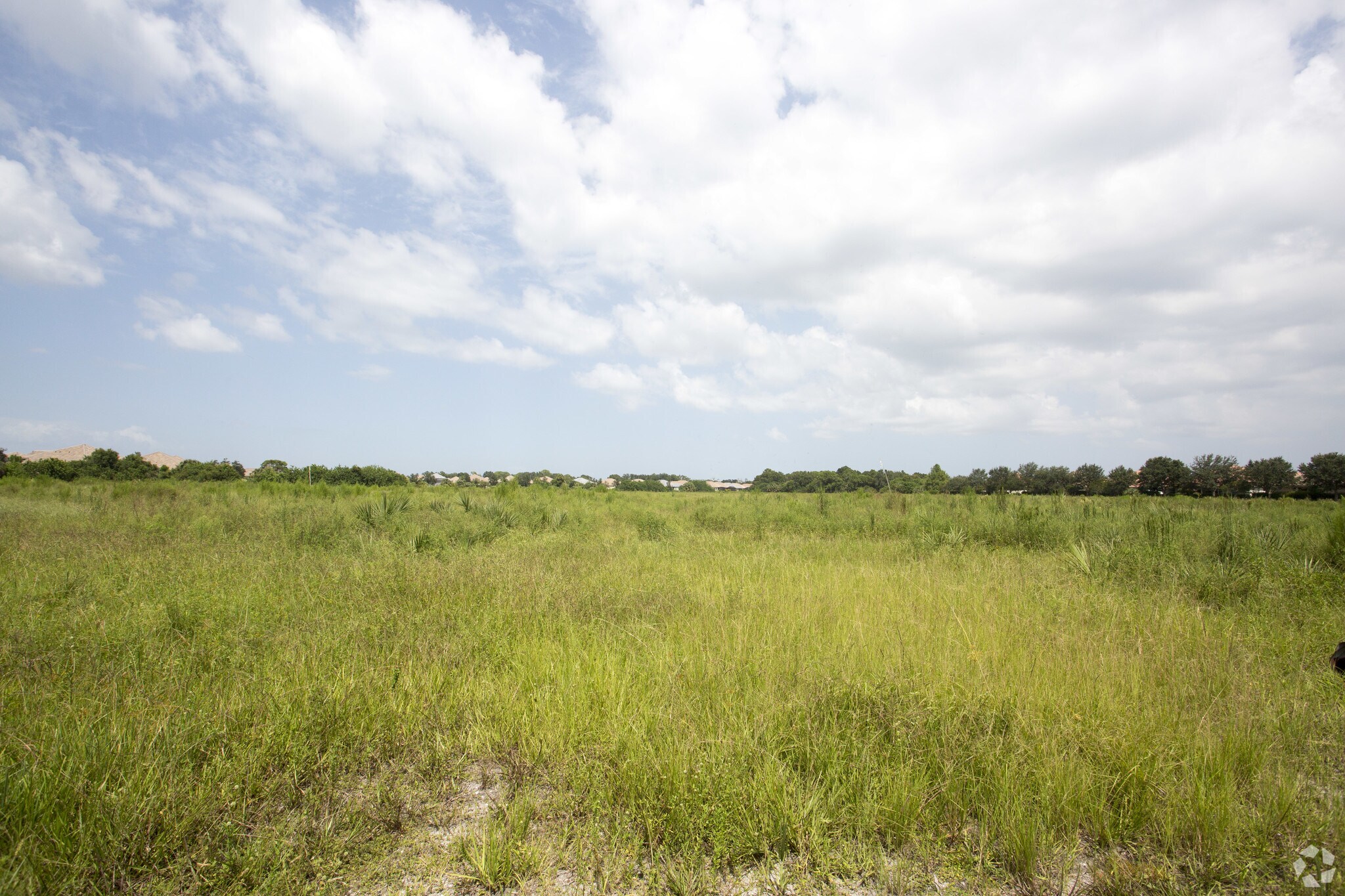N Indiana Ave, Englewood, FL for sale Primary Photo- Image 1 of 1