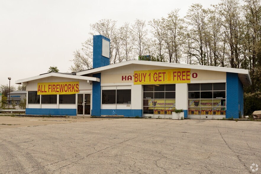 1009 N Main St, Cloverdale, IN for sale - Primary Photo - Image 1 of 1