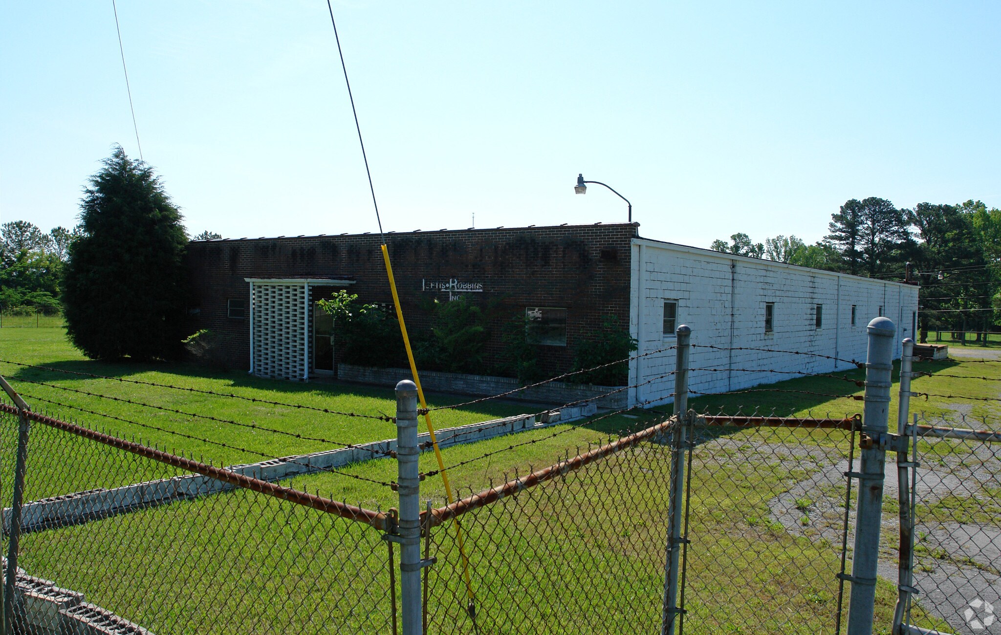 2001 2nd Ave E, Oneonta, AL for sale Primary Photo- Image 1 of 1