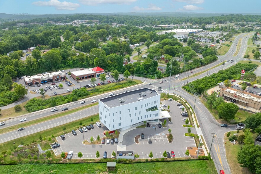 Greater Nashville Medical Office portfolio of 2 properties for sale on LoopNet.com - Aerial - Image 2 of 8