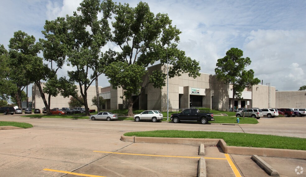 10410 Papalote St, Houston, TX 77041