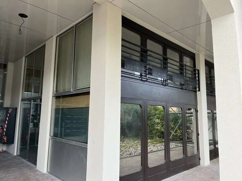 Retail in Arcachon for sale - Building Photo - Image 3 of 3