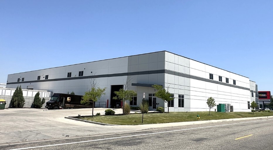 4250 W 2100 S, Salt Lake City, UT for lease - Building Photo - Image 1 of 6