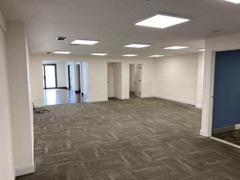 441 N Frederick Ave, Gaithersburg, MD for lease - Interior Photo - Image 3 of 9