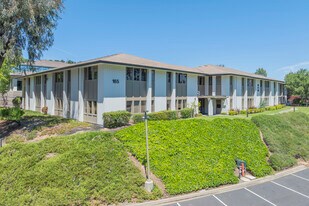 165-185 N Redwood Dr, San Rafael CA - Loft