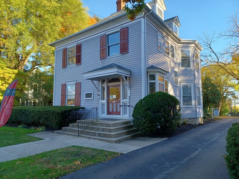 250 W Main St, Moorestown, NJ for sale - Building Photo - Image 1 of 1