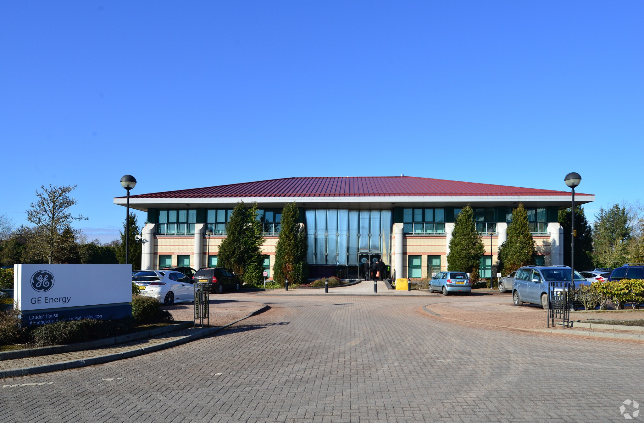 Almondvale Way, Livingston for sale Primary Photo- Image 1 of 1