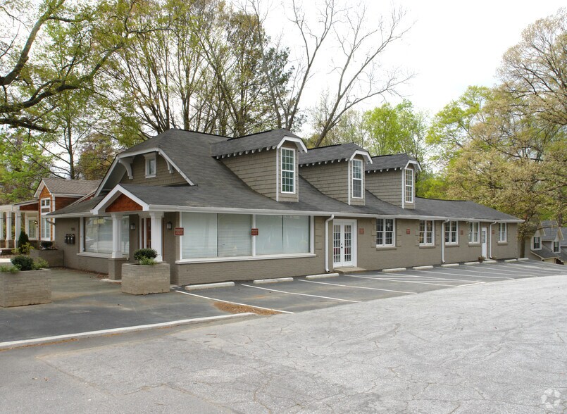 3145 Dogwood Dr, Atlanta, GA 30354