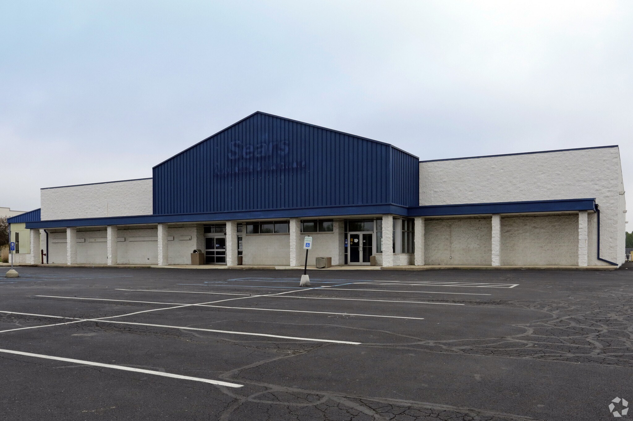 10400 E Us-36, Avon, IN for sale Primary Photo- Image 1 of 1