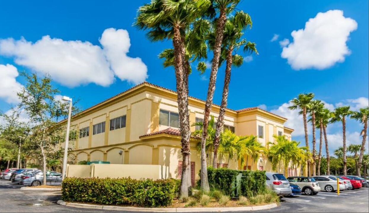 4675-linton-blvd-delray-beach-fl-33445-medical-property-for-lease