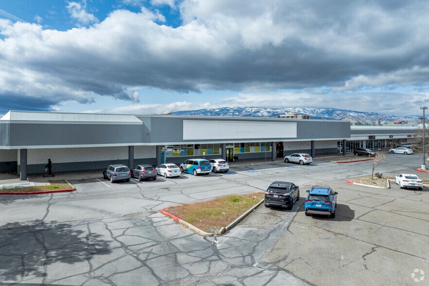2300-2360 Oddie Blvd, Sparks, NV for lease - Building Photo - Image 2 of 8