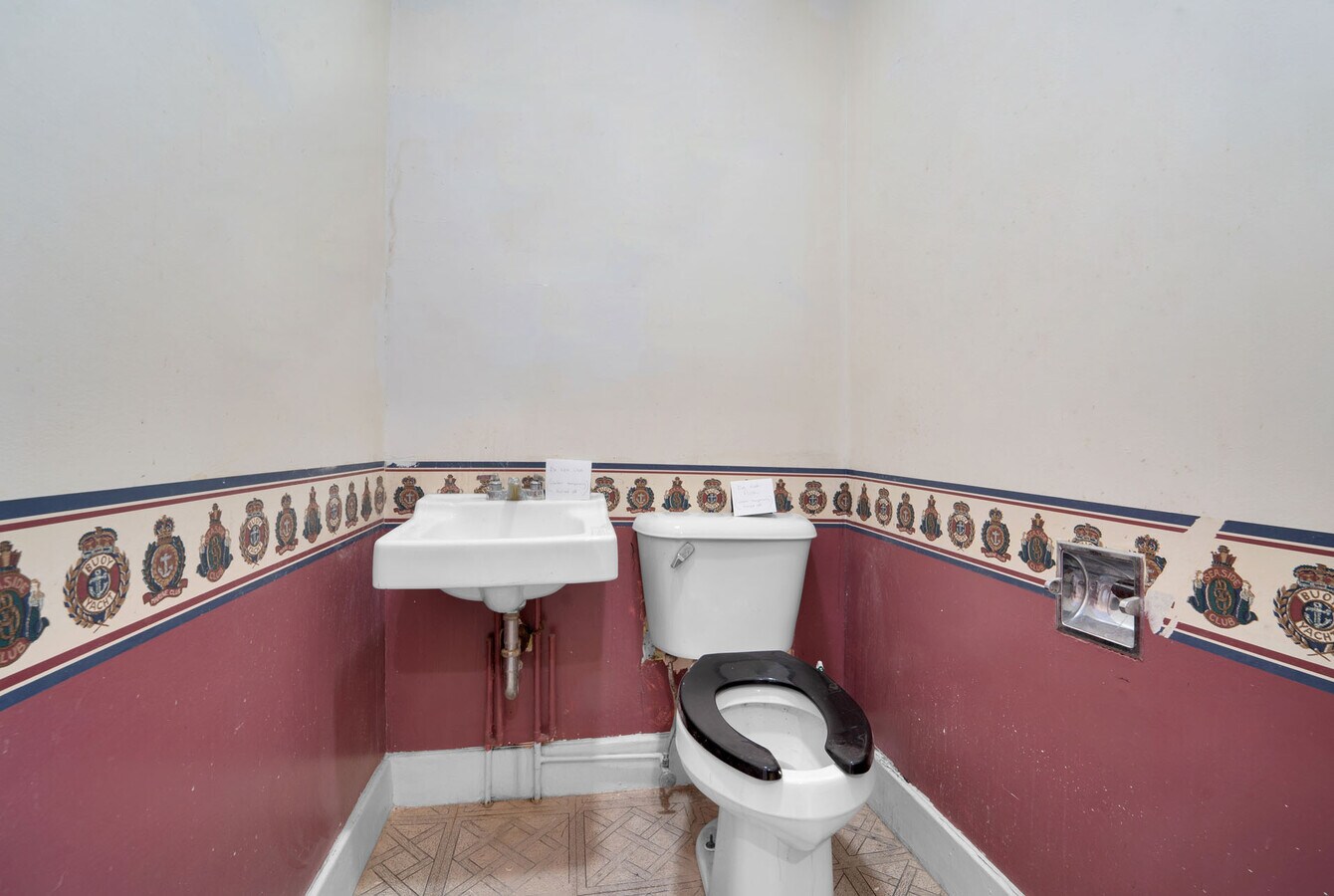 View Photo