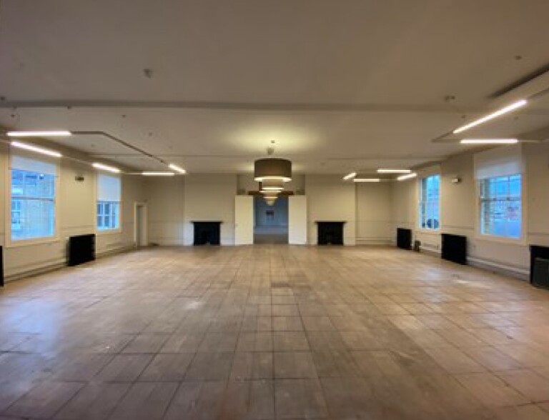 250-250A Kings Rd, London for lease - Interior Photo - Image 3 of 3