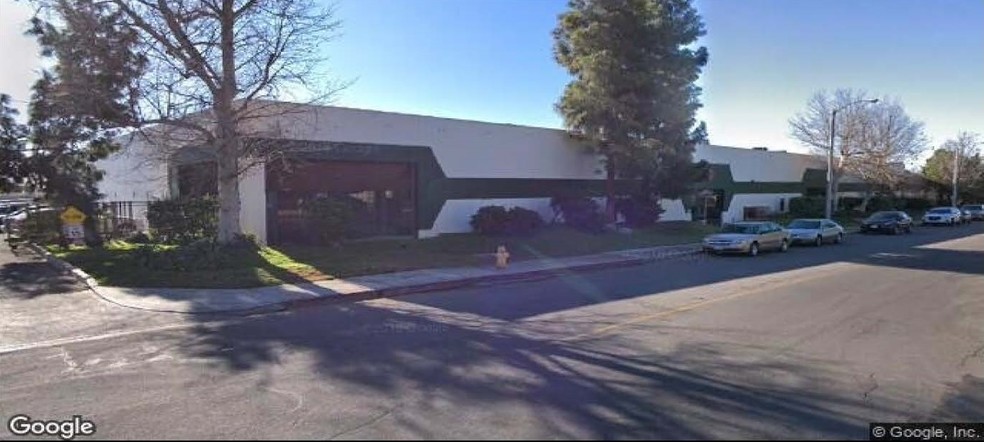 956-972 Griswold Ave, San Fernando, CA for lease - Building Photo - Image 1 of 4