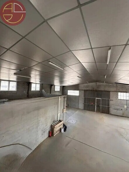 Industrial in Portet-sur-Garonne for sale - Interior Photo - Image 2 of 3