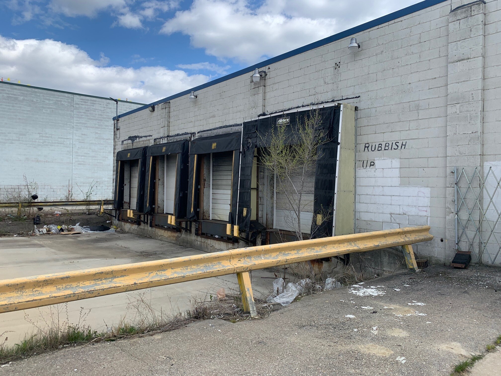 2010 N Dort Hwy, Flint, MI 48506 Industrial for Lease