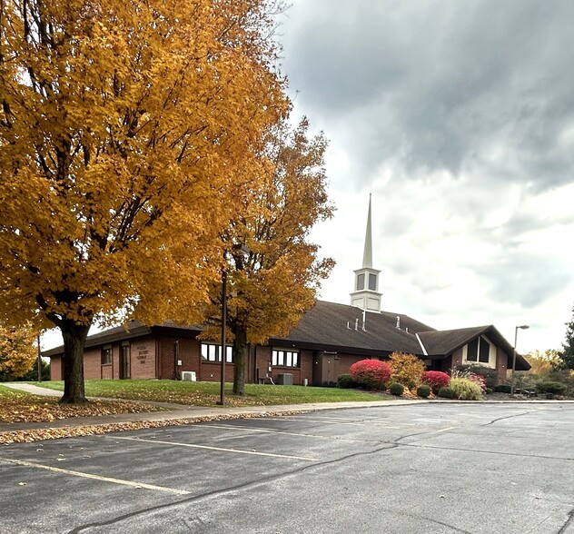 1566 Middle rd, Oneida, NY for sale - Primary Photo - Image 1 of 23