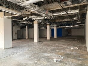 108-112 S Washington St, Alexandria, VA for lease Interior Photo- Image 2 of 3