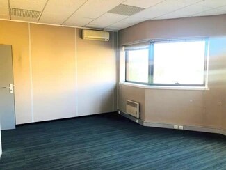 More details for Avenue De L'Europe, Toussus-le-Noble - Office for Sale