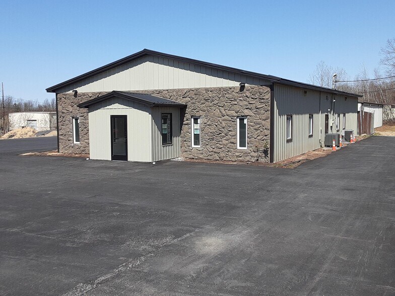 5 N Conahan Dr, Hazleton, PA for sale - Building Photo - Image 1 of 1