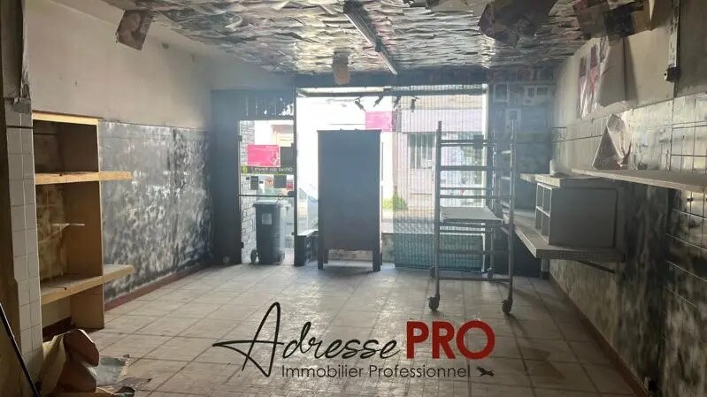 Retail in Bordeaux for lease - Interior Photo - Image 2 of 2