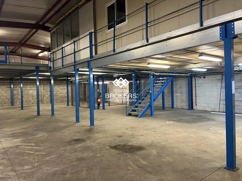 Flex in Heyrieux for sale - Interior Photo - Image 1 of 19