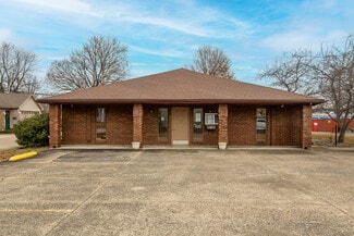More details for 808 W Prairie St, Marion, IL - Office for Sale