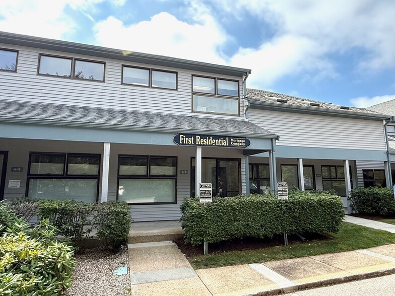 766 Falmouth Rd, Mashpee, MA for lease - Building Photo - Image 3 of 12