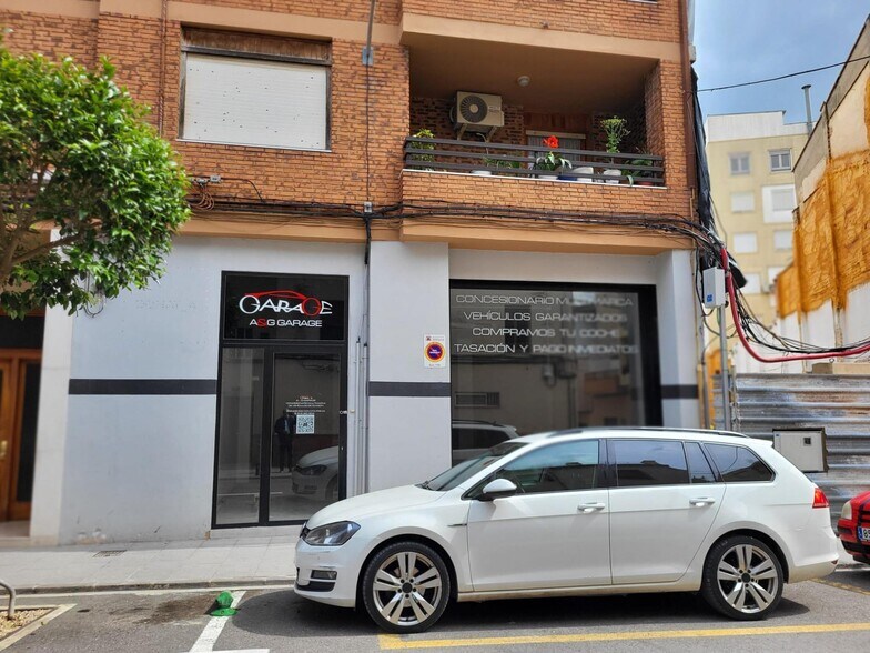 Retail in Ontinyent, Valencia for lease - Building Photo - Image 3 of 4