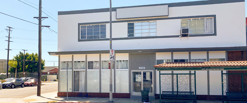 5625 Pacific Blvd, Huntington Park, CA for lease - Building Photo - Image 2 of 5