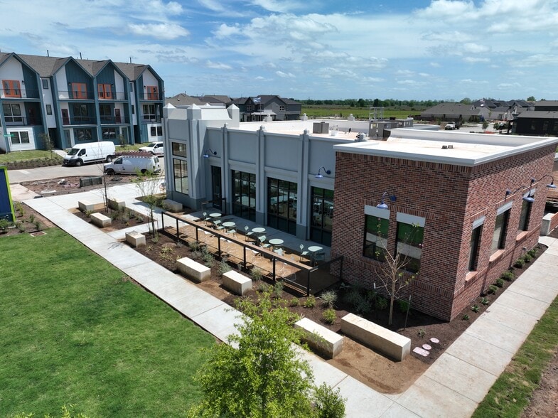 1255 Mercantile st, Richmond, TX for lease - Building Photo - Image 3 of 14