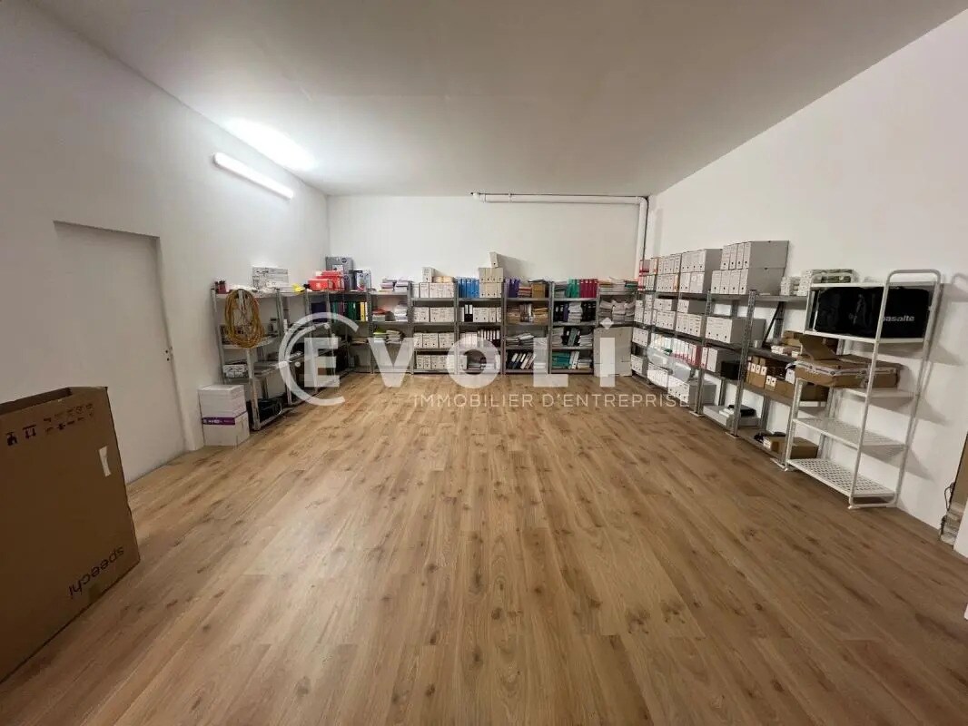 Flex in Bailly-Romainvilliers for lease Building Photo- Image 1 of 8