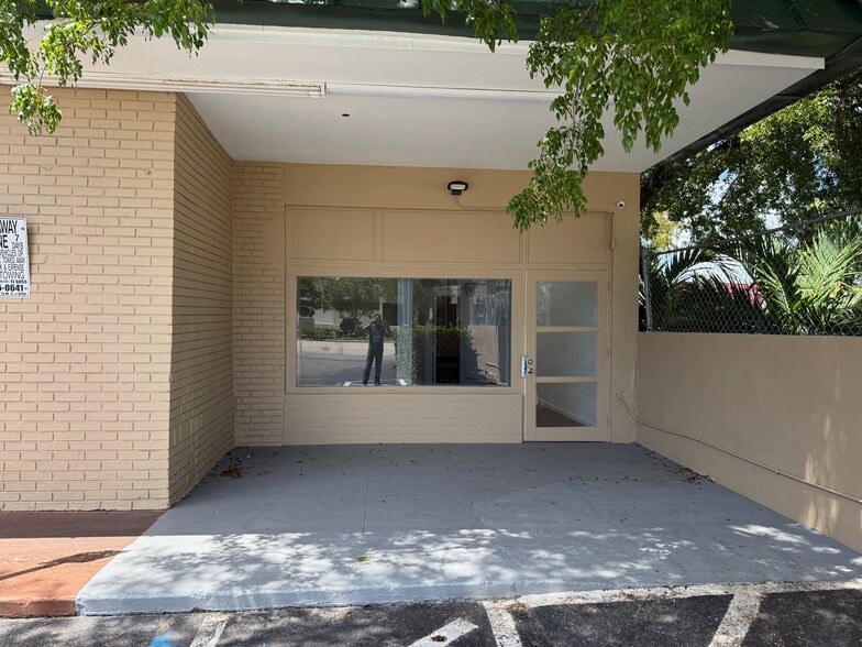 8320 SW 124th St, Miami, FL for lease - Building Photo - Image 2 of 6