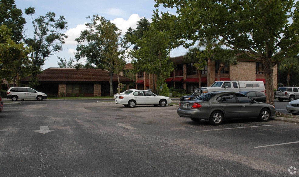 241 Ruby Ave, Kissimmee, FL for lease - Building Photo - Image 2 of 2