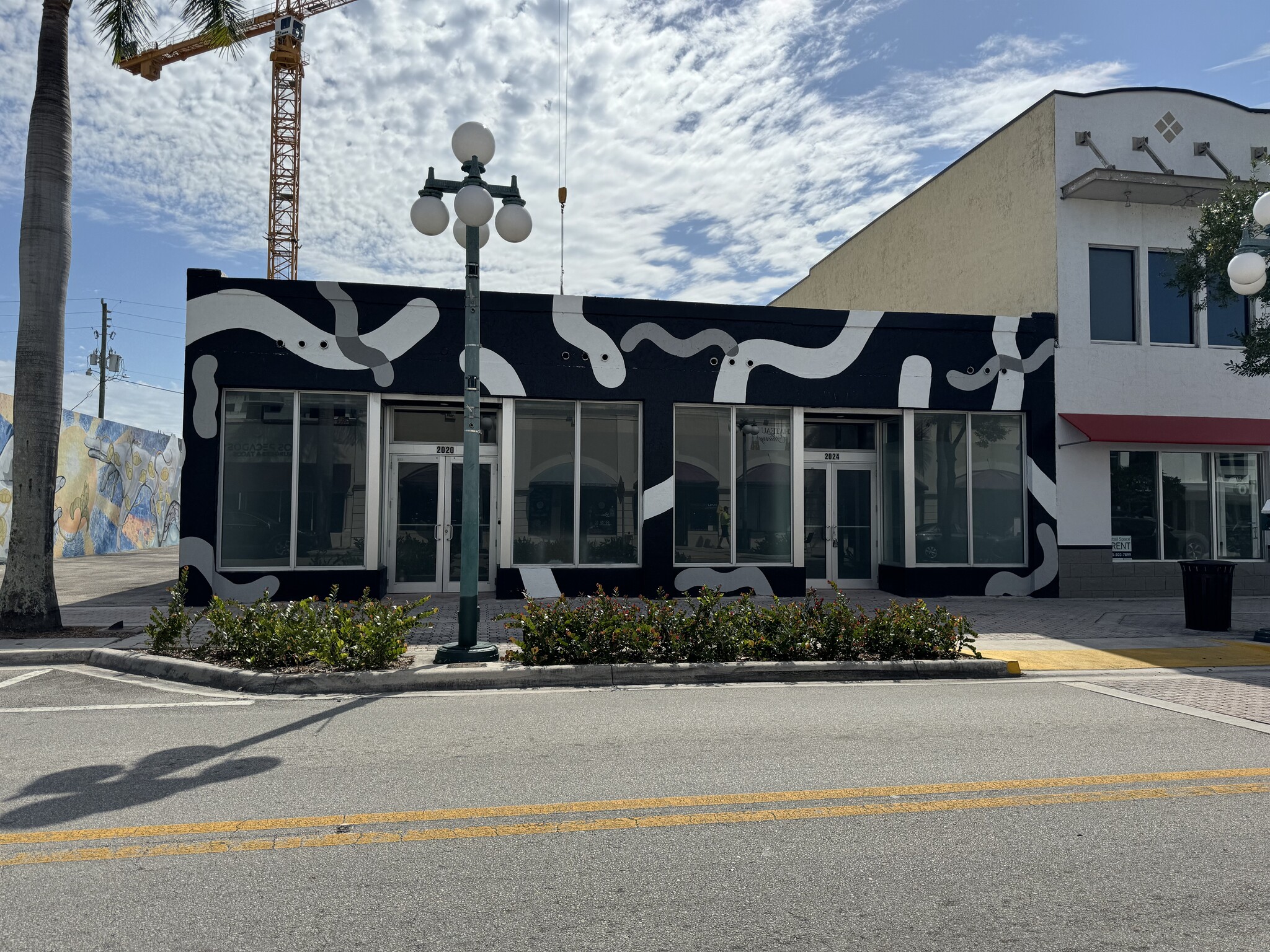 2020 Harrison St, Hollywood, FL for lease Building Photo- Image 1 of 12