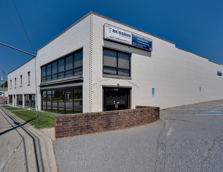 2301 S Main St, High Point, NC for sale - Building Photo - Image 1 of 1