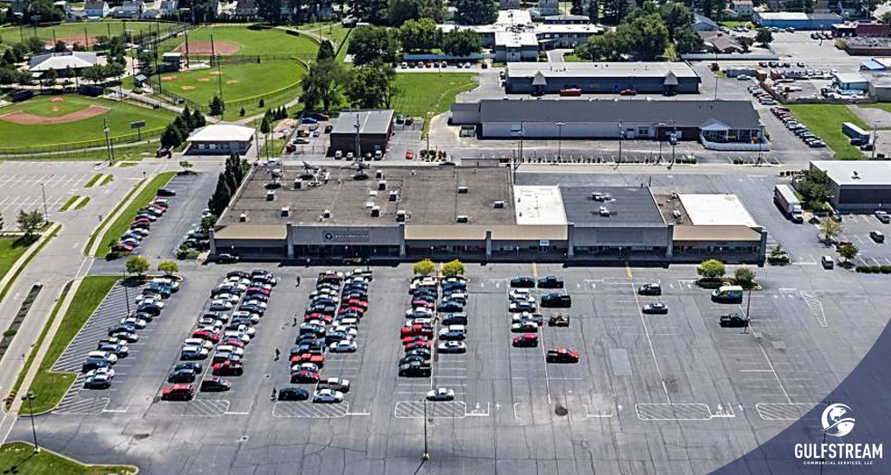 650-712 Eastern Blvd, Clarksville, IN for lease - Building Photo - Image 1 of 6