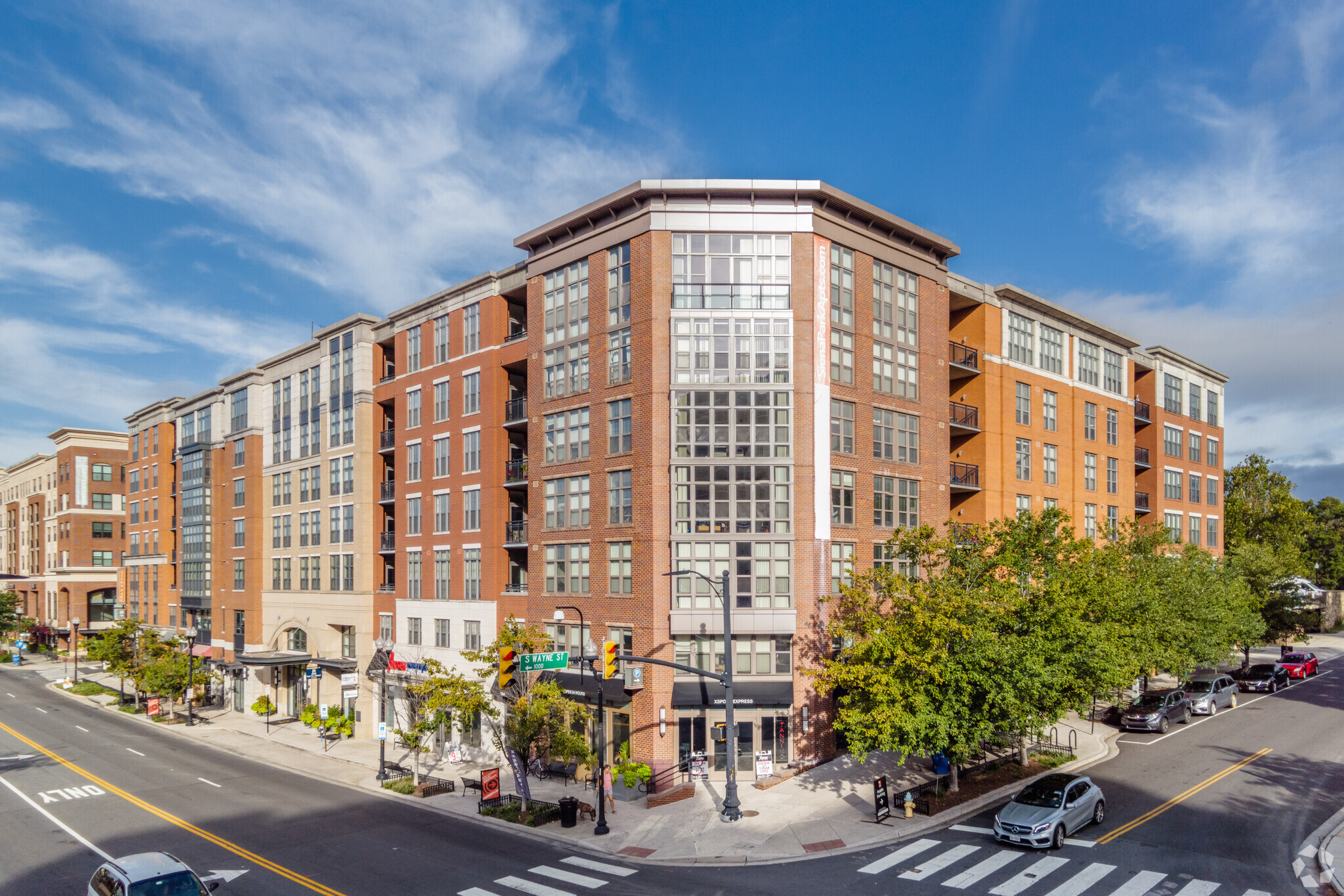 2301 Columbia Pike, Arlington, VA for lease Building Photo- Image 1 of 9