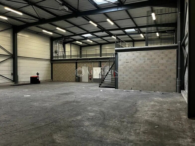 Flex in Weyersheim for lease - Interior Photo - Image 3 of 12