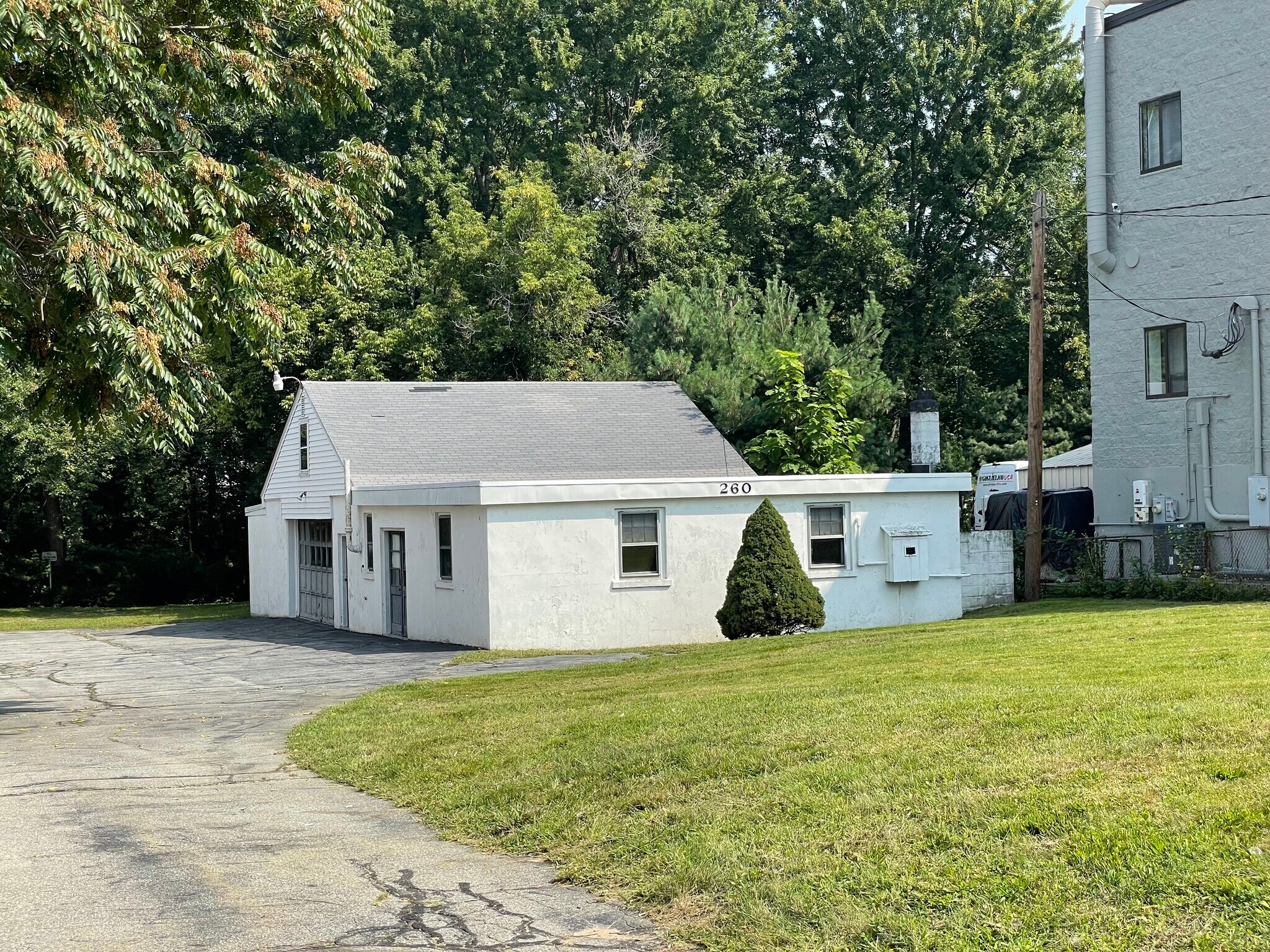 260 Calvary St, Waltham, MA for sale Primary Photo- Image 1 of 1