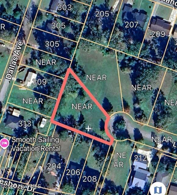 205 Nancy St, Lake Waccamaw, NC for sale Primary Photo- Image 1 of 10