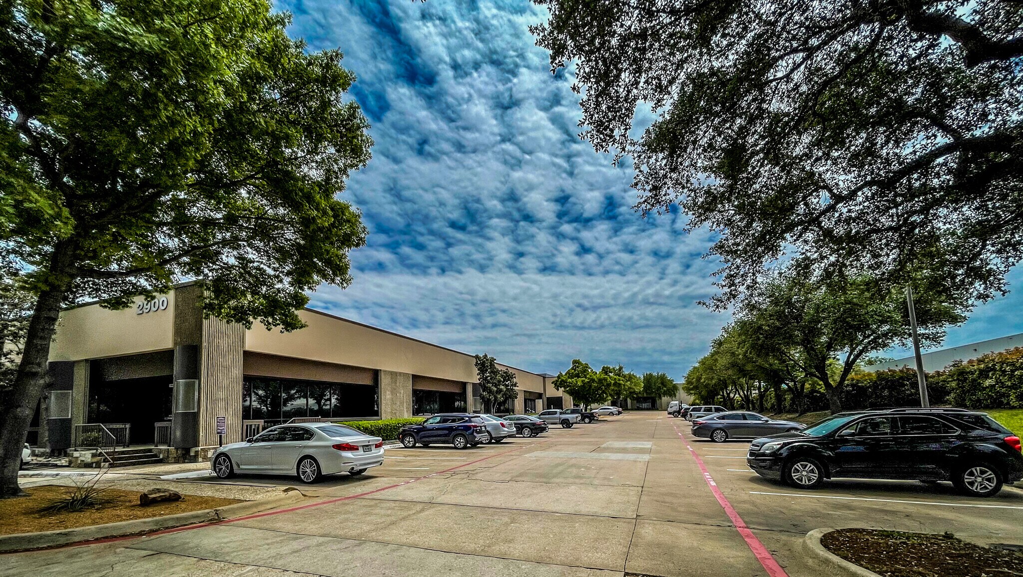 2900 Gateway Dr, Irving, TX for lease Building Photo- Image 1 of 17