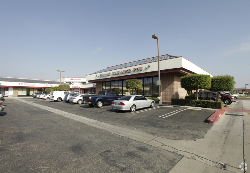 16025 Gale Ave, City Of Industry, CA for lease - Building Photo - Image 2 of 4