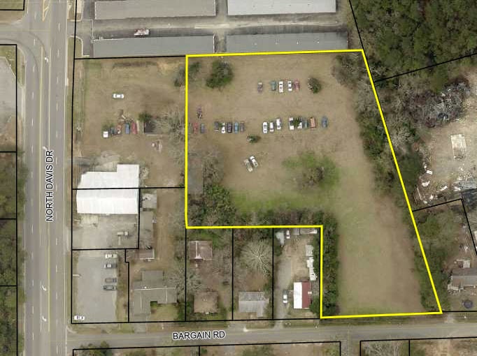 108 Bargain Rd, Warner Robins, GA for sale Primary Photo- Image 1 of 3