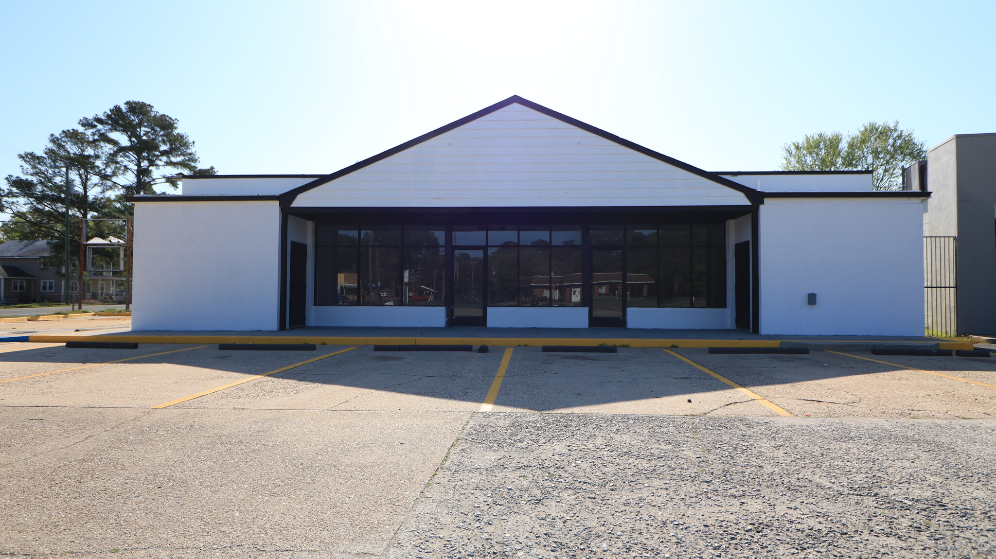 1081 N George Washington Hwy N, Chesapeake, VA for sale Building Photo- Image 1 of 1