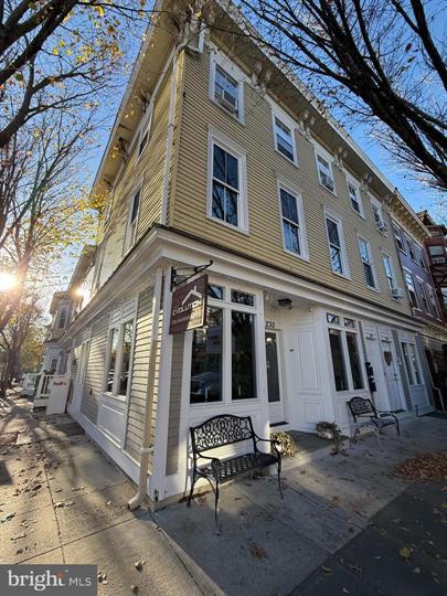 230 Farnsworth Ave, Bordentown, NJ for sale Primary Photo- Image 1 of 1